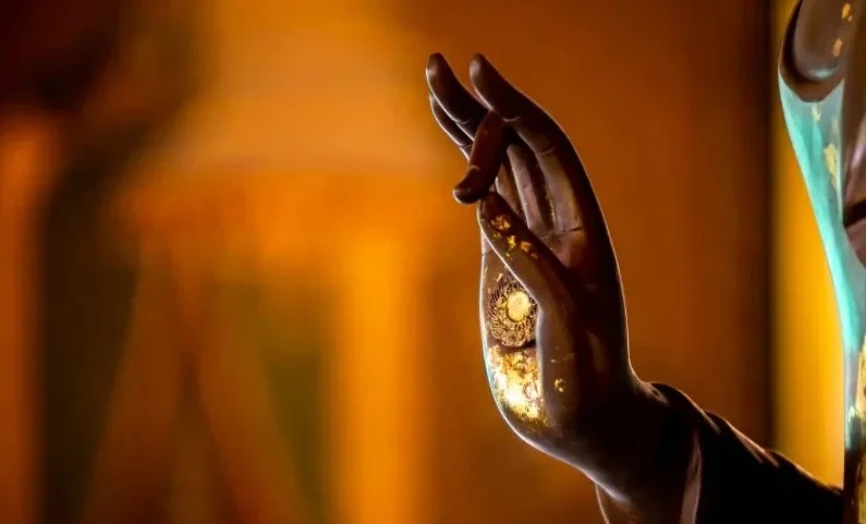 Đại thừa và Tiểu thừa: Phái nào cao siêu hơn?