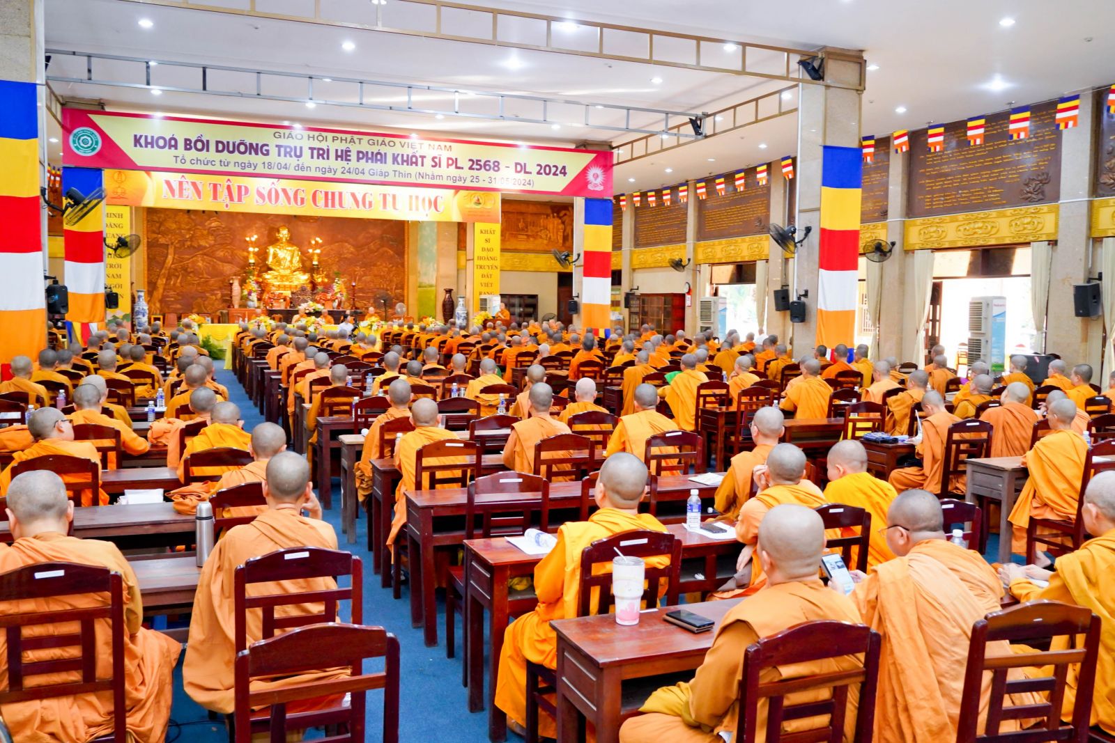 TP.HCM: Lễ Tổng kết Đại lễ Kỷ niệm 100 năm ngày Tổ sư Minh Đăng Quang hiện thân vào đời và tặng bằng Tuyên dương Công đức