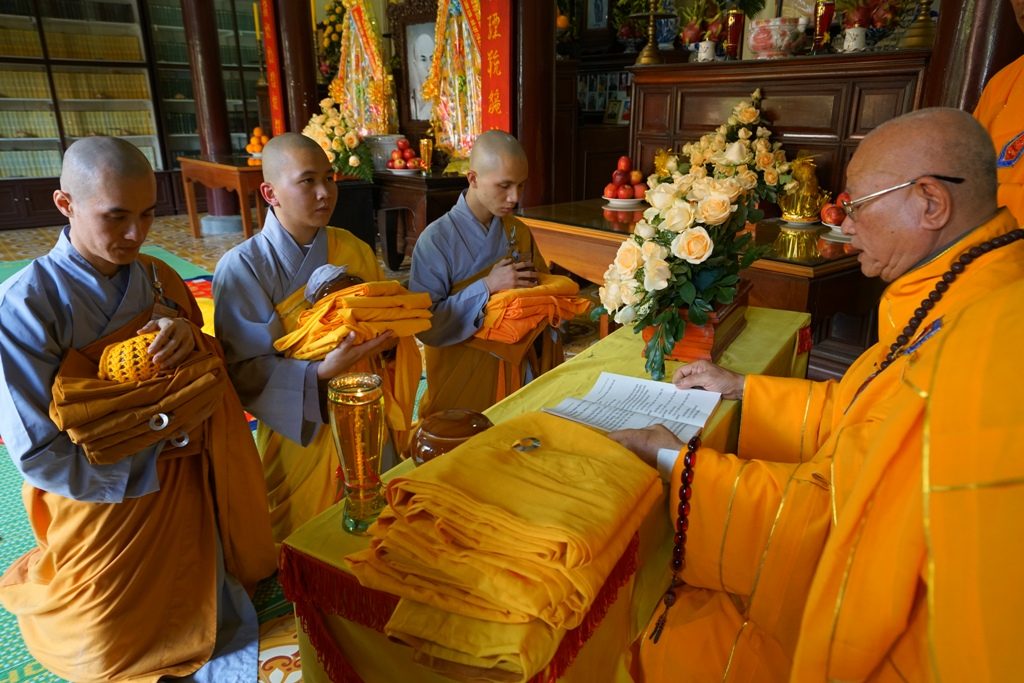Thông tư hướng dẫn về xuất gia, quản lý tự viện tại TP.HCM