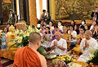 Tết Chôl Chnăm Thmây tại một số chùa ở miền Tây...