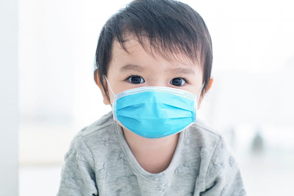 Bác sĩ BV Việt Đức cảnh báo 3 ĐỪNG khi điều trị F0 tại nhà: “Tiền mất, tật mang”, không thấy khỏe lên, có khi còn mang thêm di chứng