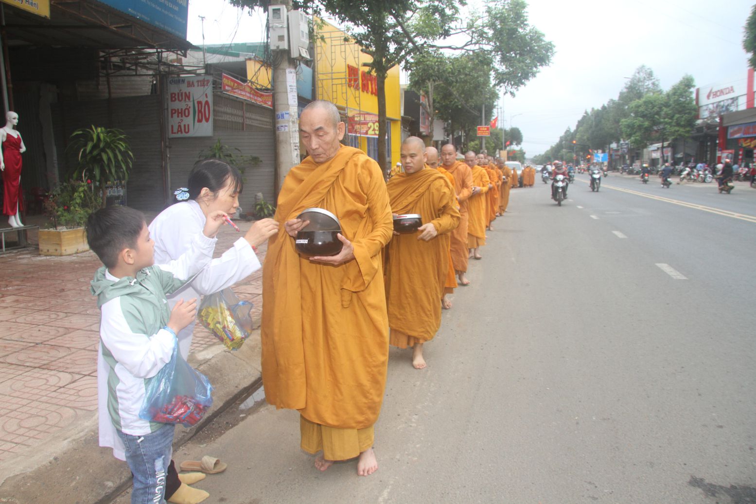Giáo đoàn III khai mạc khóa Bồi dưỡng đạo hạnh lần 20 tại Tịnh xá Ngọc Bửu
