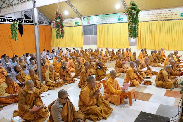Ngày đầu tiên Khóa tu Truyền thống Ni giới Hệ phái Khất sĩ lần thứ 34