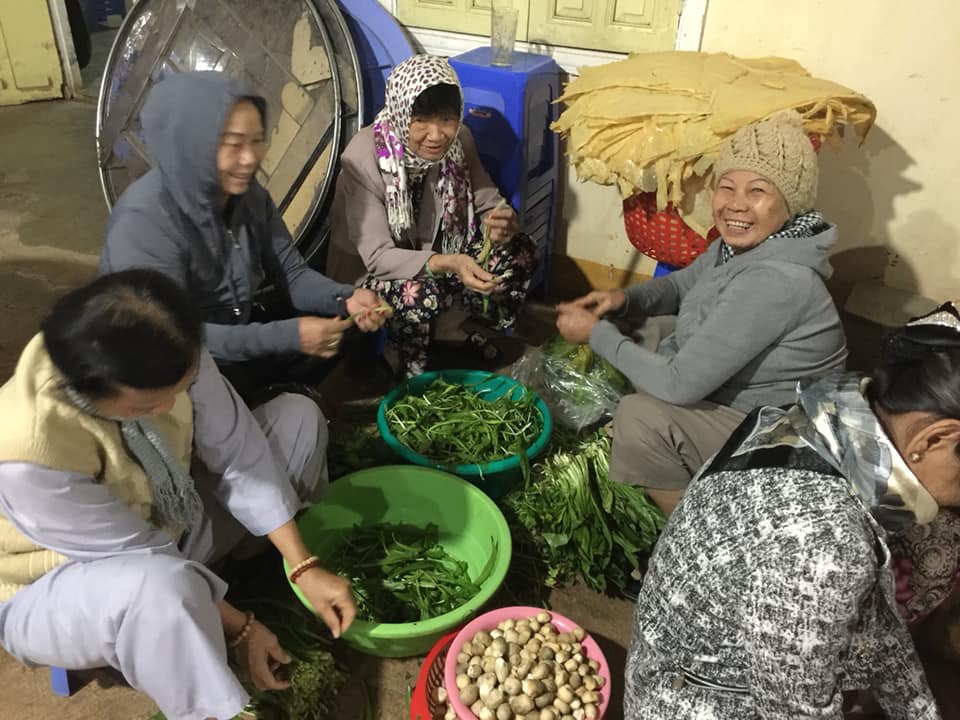 Video: Những con người thầm lặng với công tác ngoại hộ
