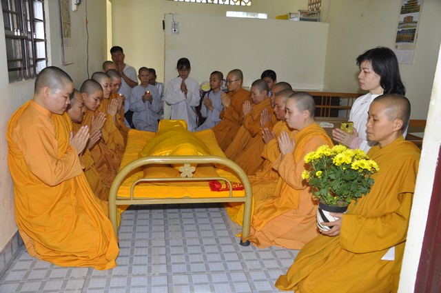 Bình Thuận: Lễ Nhập Kim Quan Cố Ni Trưởng Hương Liên - Trụ Trì Tịnh Xá Ngọc Nghĩa