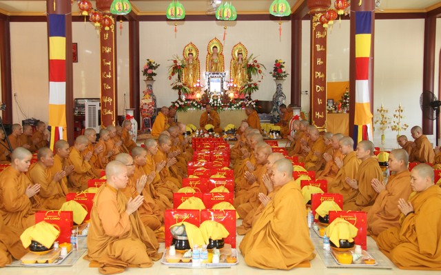 Video: Bế mạc Khóa tu “Sống chung tu học” lần thứ 10 Ni giới Giáo đoàn III