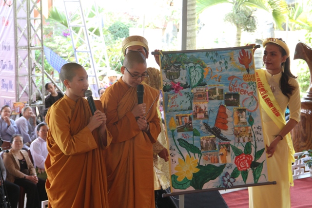 Tự tứ giáo đoàn III: Tịnh xá Ngọc Đức đạt giải nhất thuyết trình bích báo Phật sự 