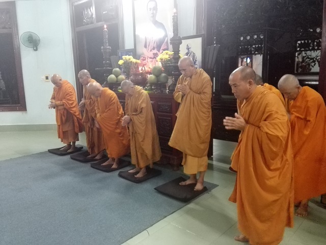 Video Ngày thứ nhất chuyến hành đạo: Đoàn du Tăng Khất sĩ Giáo đoàn III đến Tịnh xá Ngọc Mỹ, Tịnh xá Ngọc Hưng