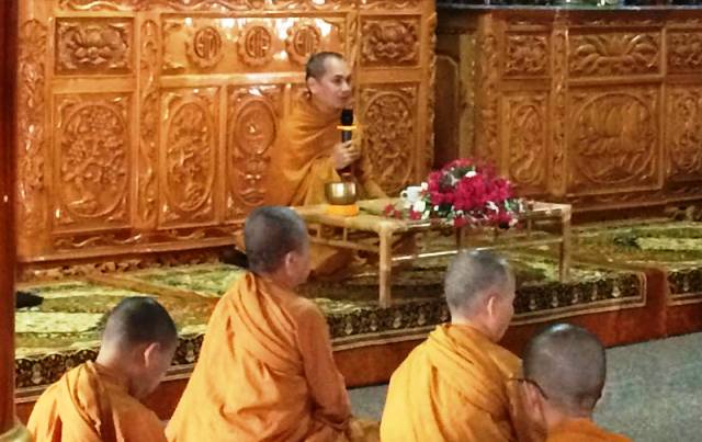 Ngày tu thứ 9, ĐĐ. Giác Nhường về chia sẻ Pháp tại Khóa bồi dướng đạo hạnh