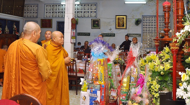 HT. Giác Toàn dự lễ húy kỵ cố Hòa thượng khai sáng Liên Tông Tịnh Độ Non Bồng