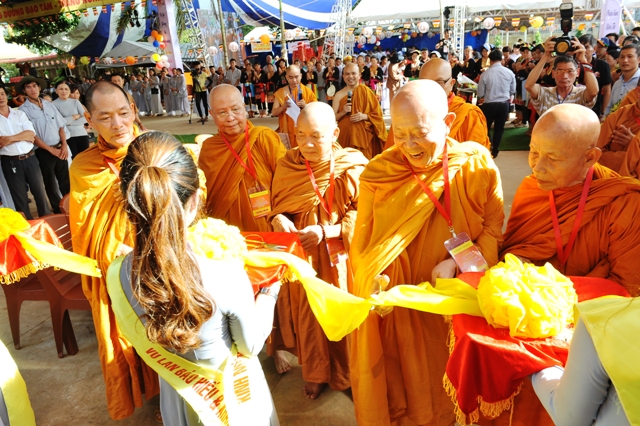 Đại lễ Tự tứ tăng 2019: Khai mạc phòng triển lãm ảnh