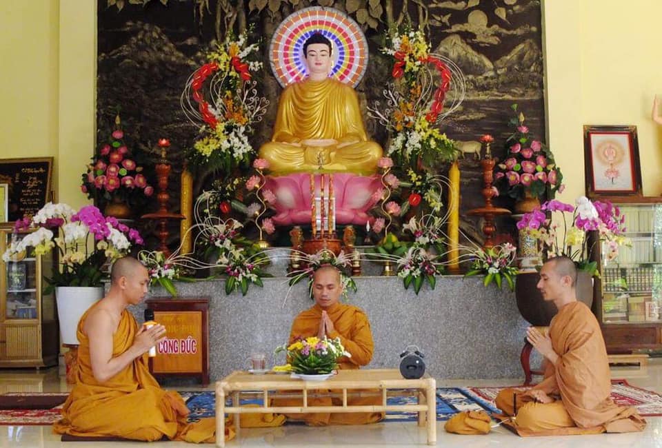 ĐĐ. Giác Nhường hướng dẫn trong Khoá Bồi dưỡng Đạo hạnh lần thứ 18