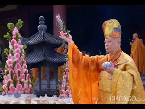 TT.Thích Lệ Trang nói về nghi thức Giao thừa