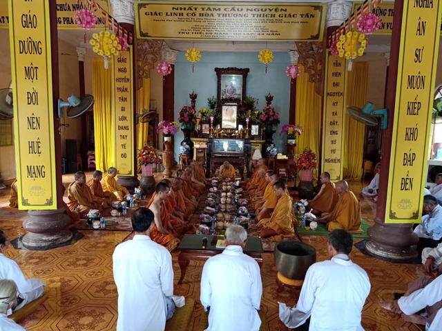 Tịnh xá Ngọc Duyên: Tổ chức khánh đản đức Tổ sư Minh Đăng Quang