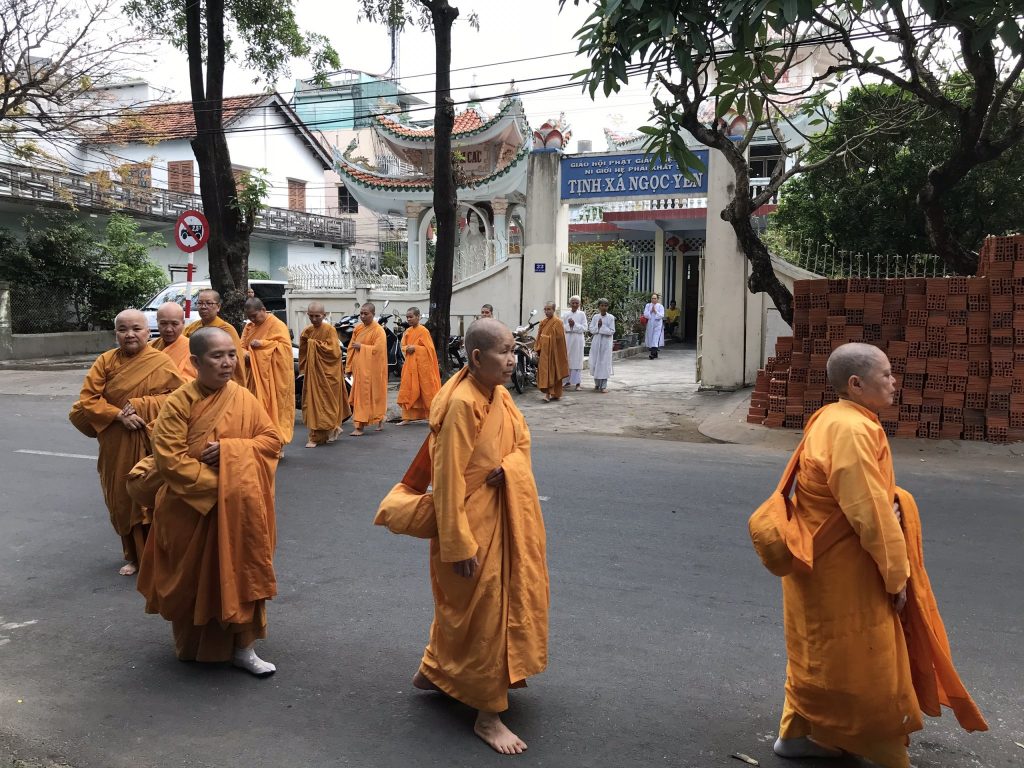 Chuyến Du hành Hoằng pháp của chư Tôn đức Giáo phẩm Ni giới Hệ phái Khất sĩ chào mừng Vesak Liên Hiệp Quốc 2019