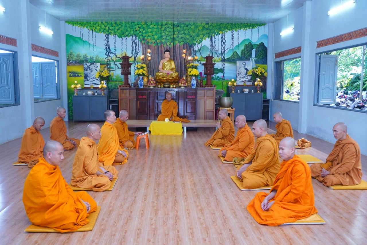Gia Nghĩa: Chư Tăng Hệ phái Khất sĩ trở về Bố-tát tại Hạ trường Tịnh xá Ngọc Đạt