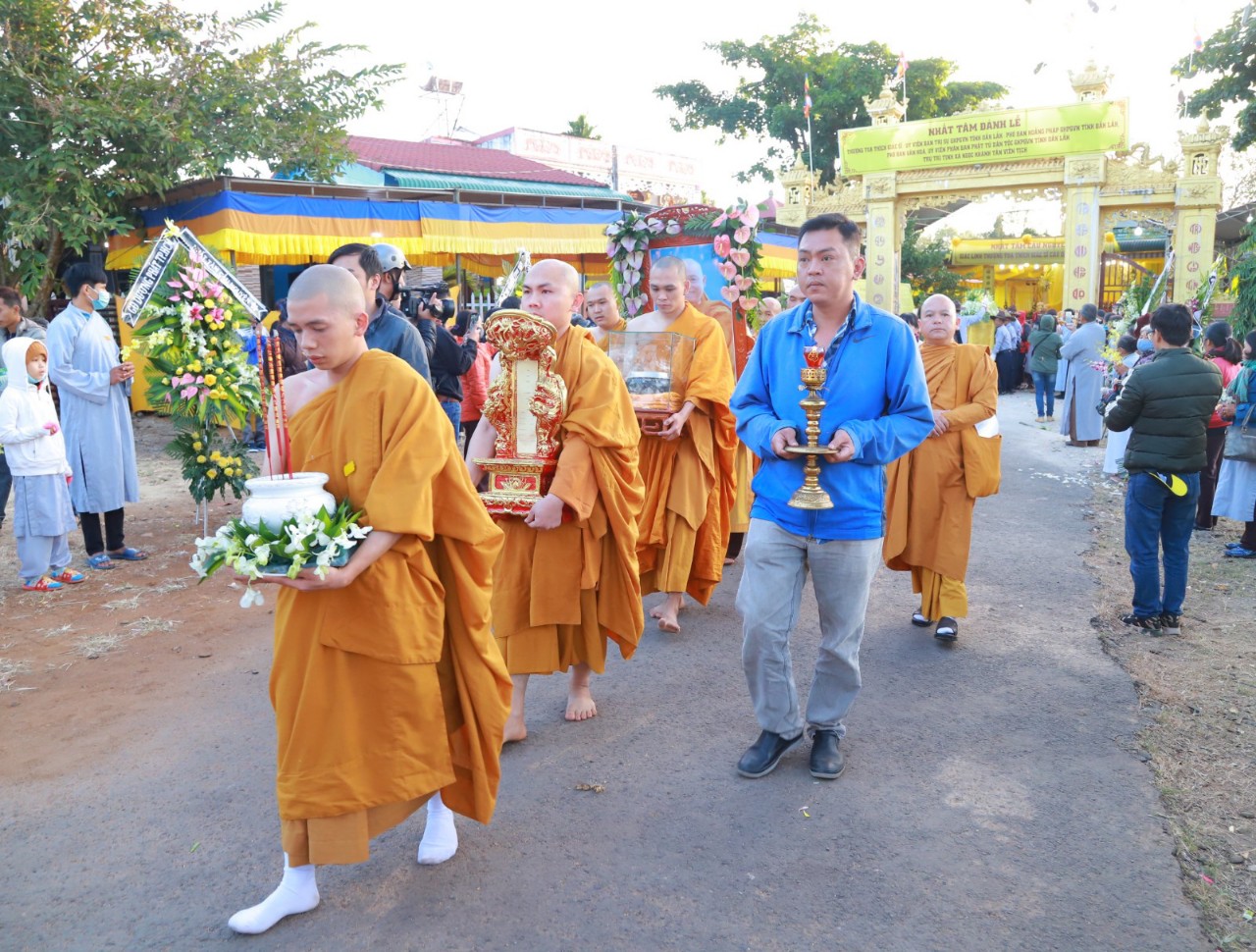 Đăk Lăk: Lễ Truy niệm, cung tống kim quan TT. Giác Sỹ trà-tỳ.