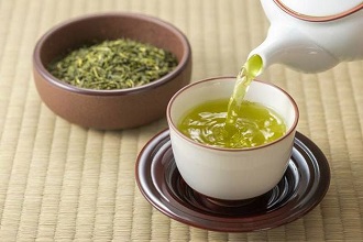 Những điều nên tránh khi uống trà xanh