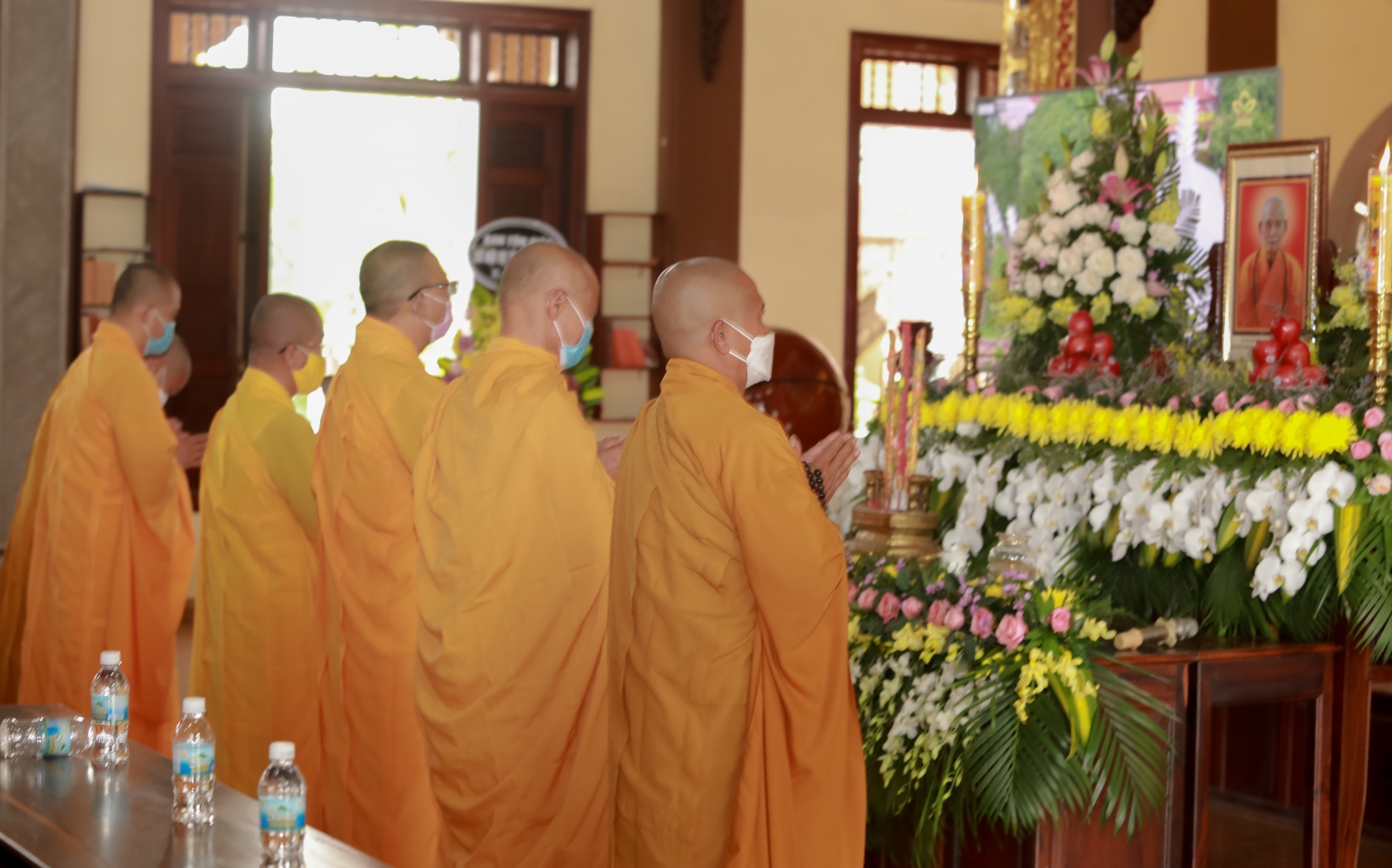 Lễ Truy Điệu Đức Pháp chủ GHPGVN trực tuyến tại Chùa Pháp Hoa Văn phòng BTS PG tỉnh Đăk Nông trên hệ thống Zoom.