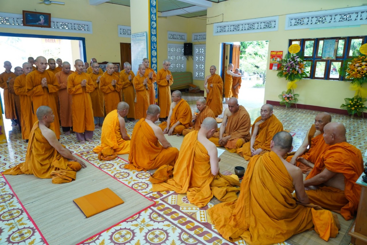 Giáo đoàn III truyền giới phương trượng cho Sa-di, Sa-di ni, Thức xoa Ma na, năm 2022 tại Tịnh xá Ngọc Tòng